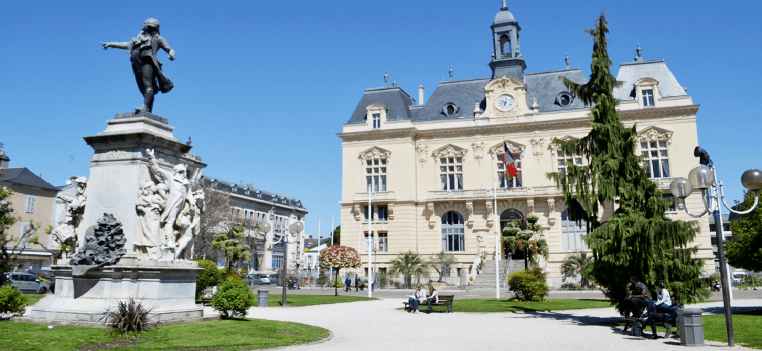 TrashTalk Fantasy League, Tarbes