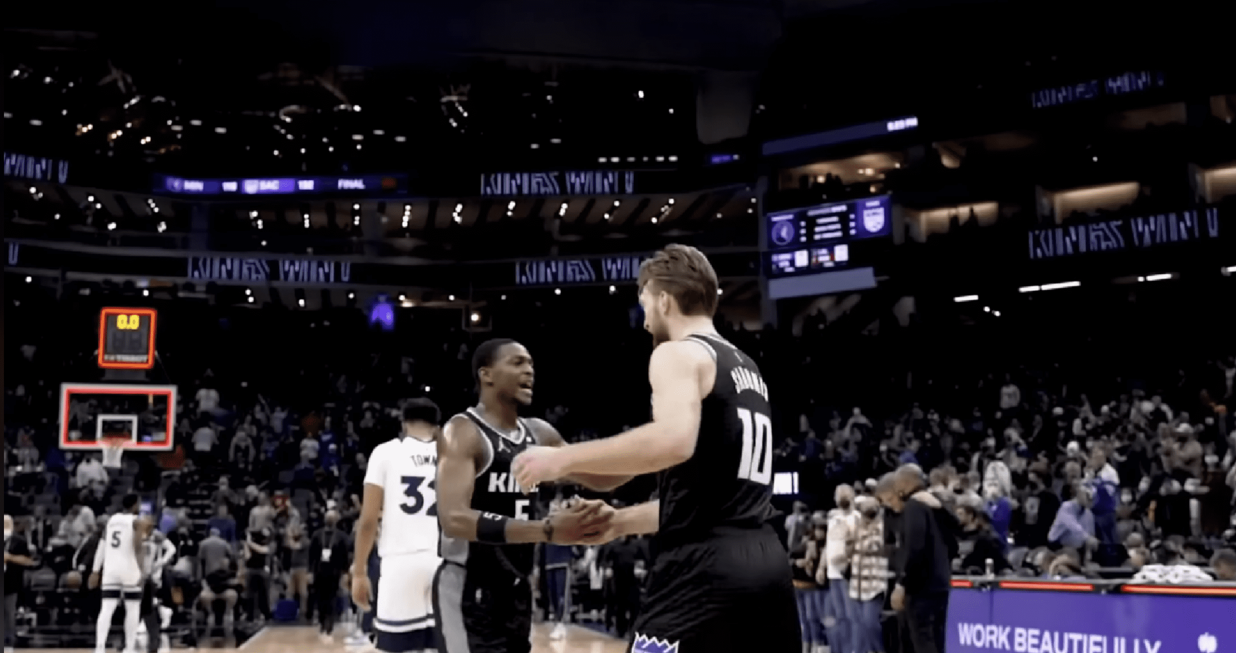 Domantas Sabonis et De'Aaron Fox