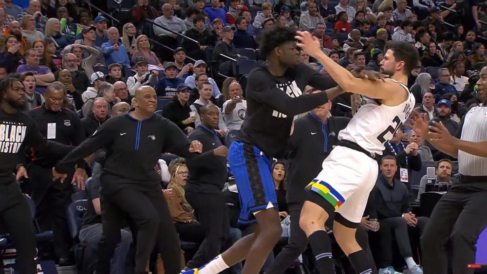 Mo Bamba Austin Rivers