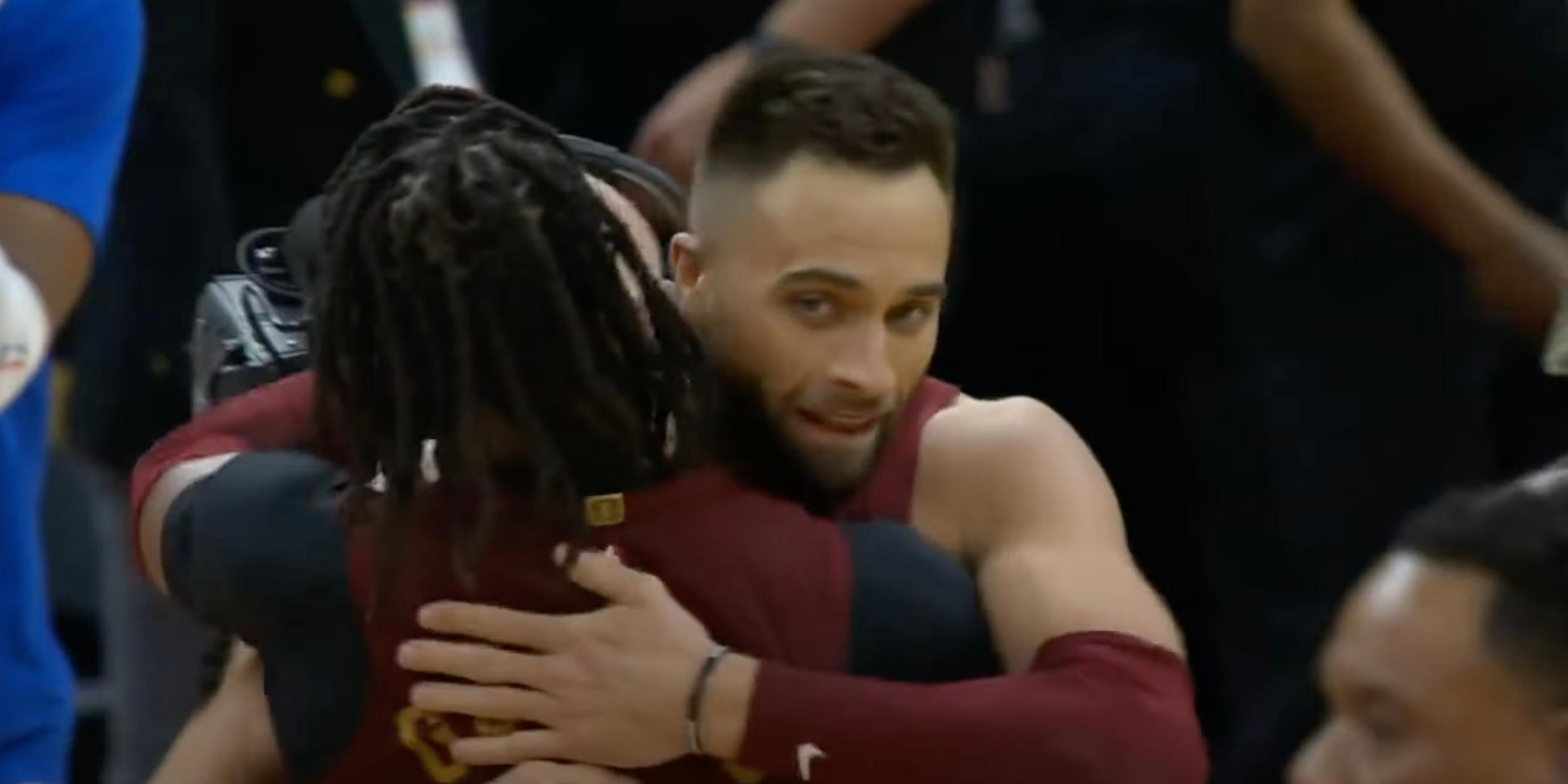 Max Strus Cavaliers