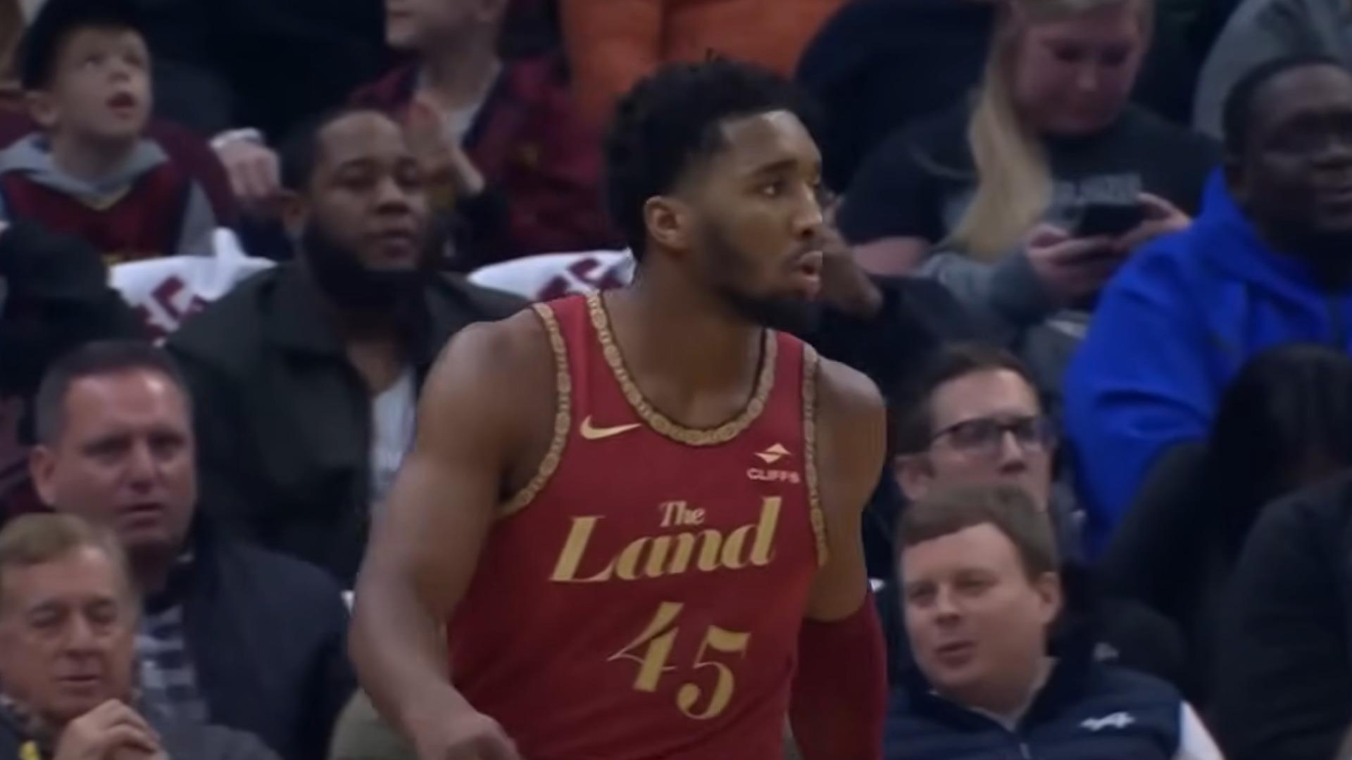 Donovan Mitchell Cleveland Cavaliers