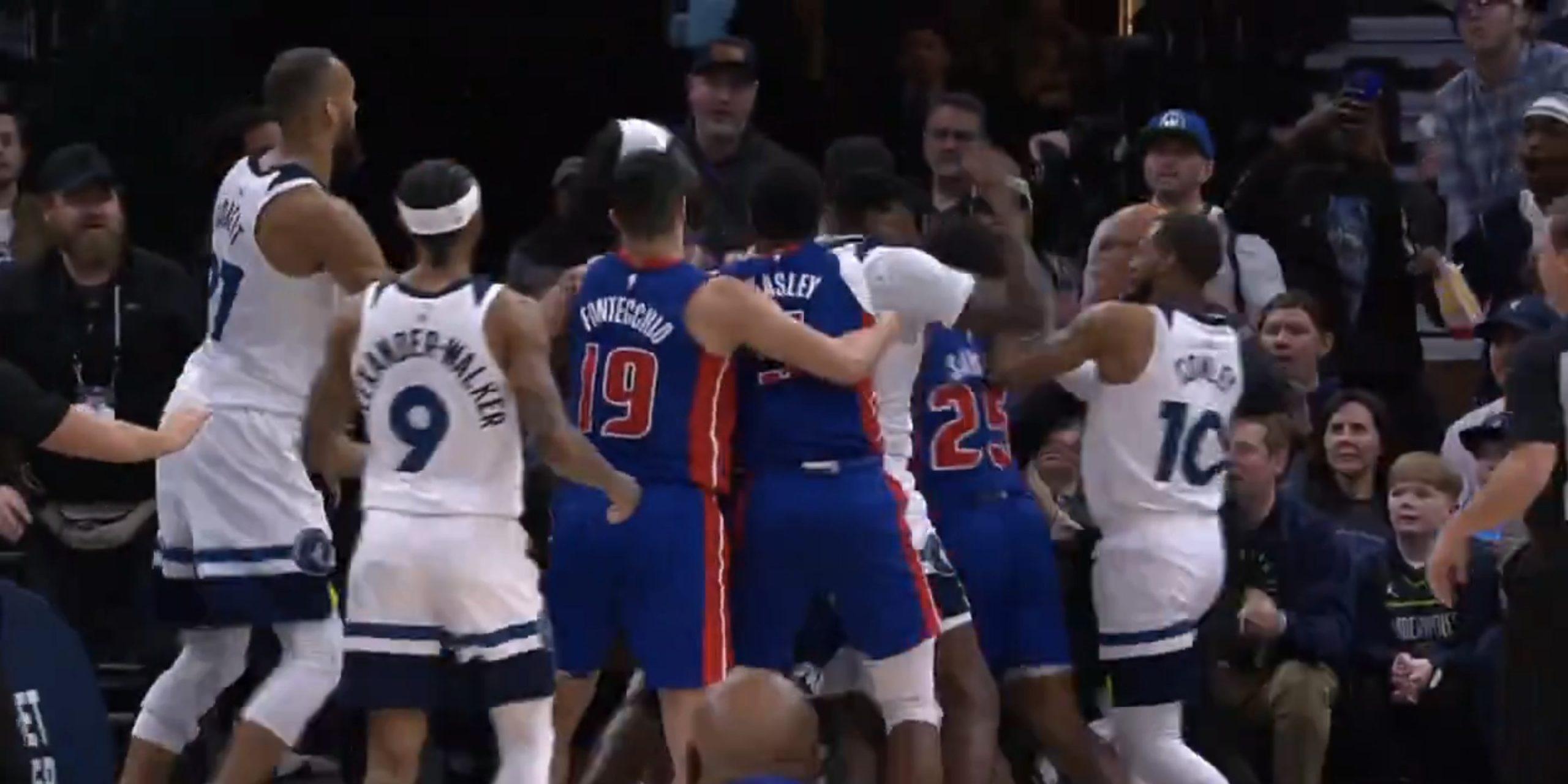 Pistons Wolves Baston