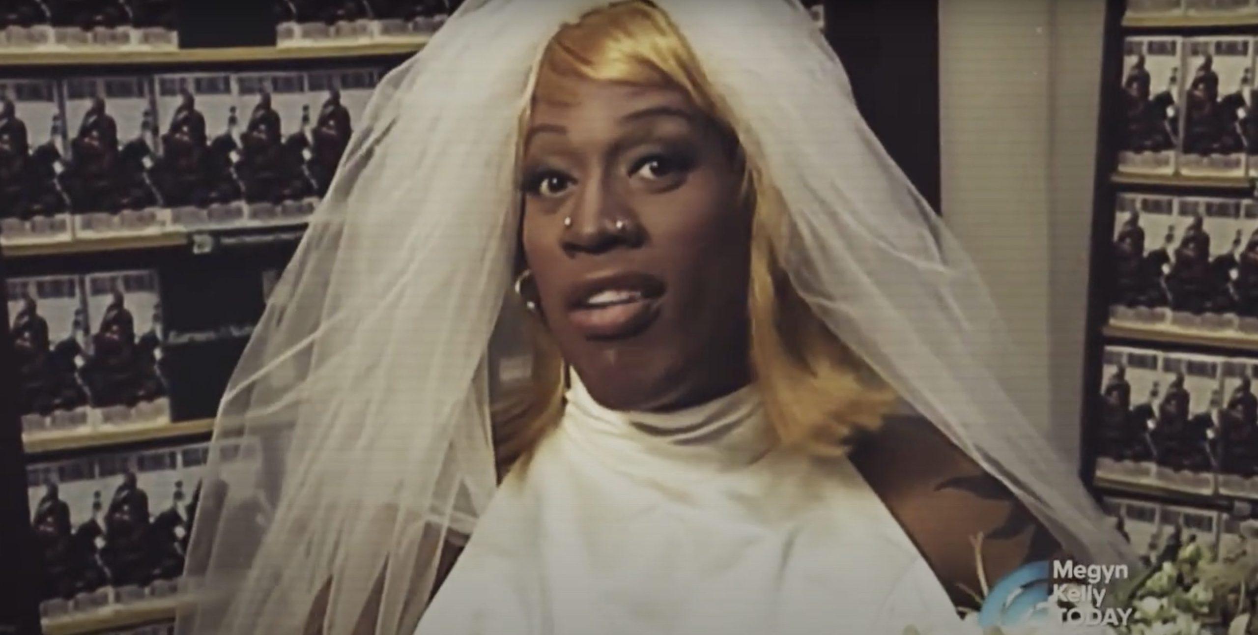 Dennis Rodman robe de mariée
