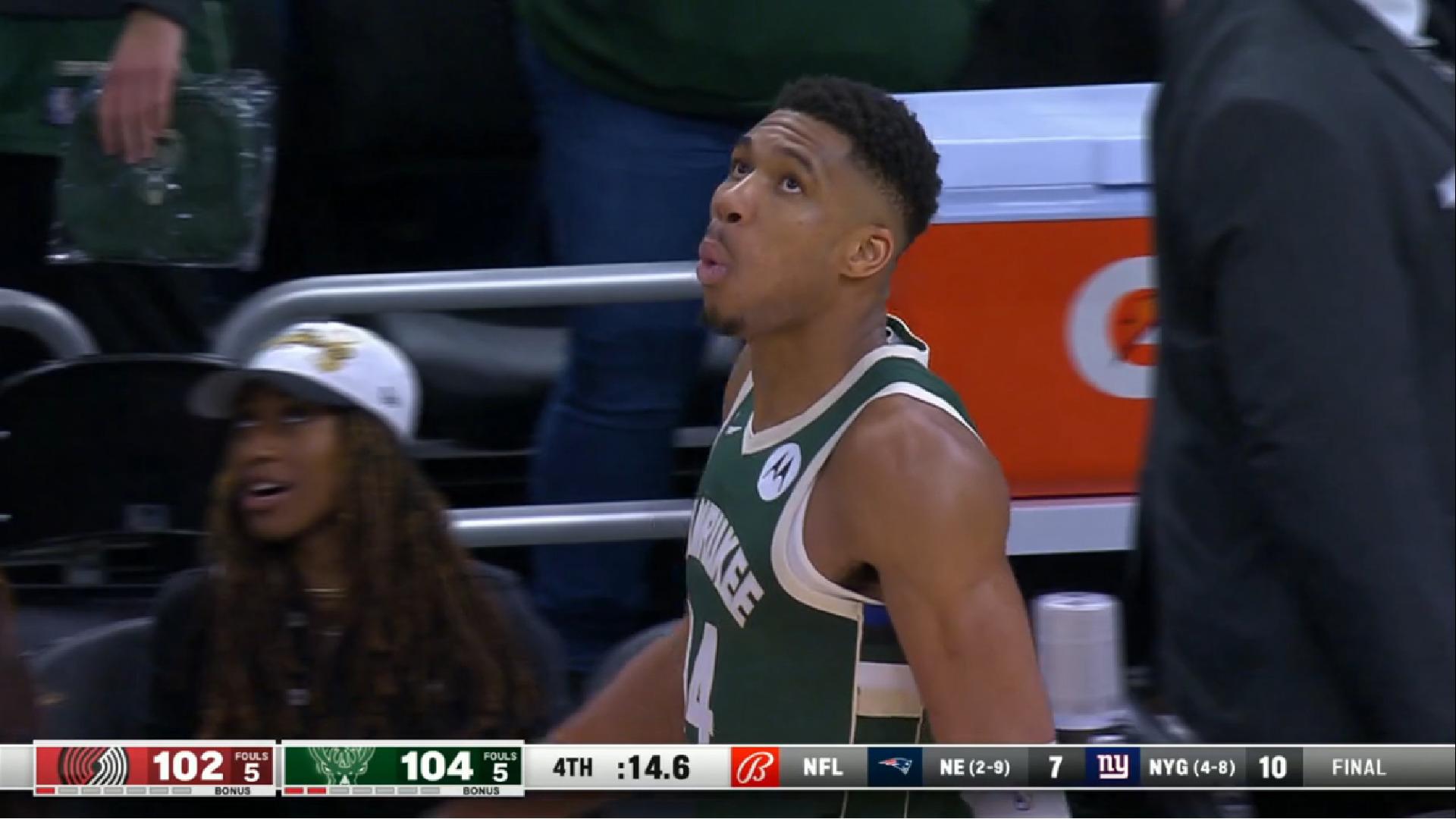 Giannis Antetokounmpo Milwaukee Bucks 27 novembre 2023